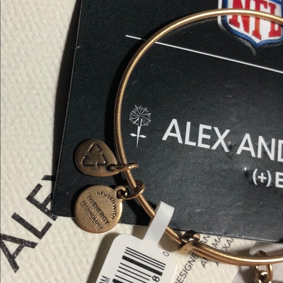 🌷Tampa Bay Buccaneers Football EWB RG JA19 - Picture 2 of 5